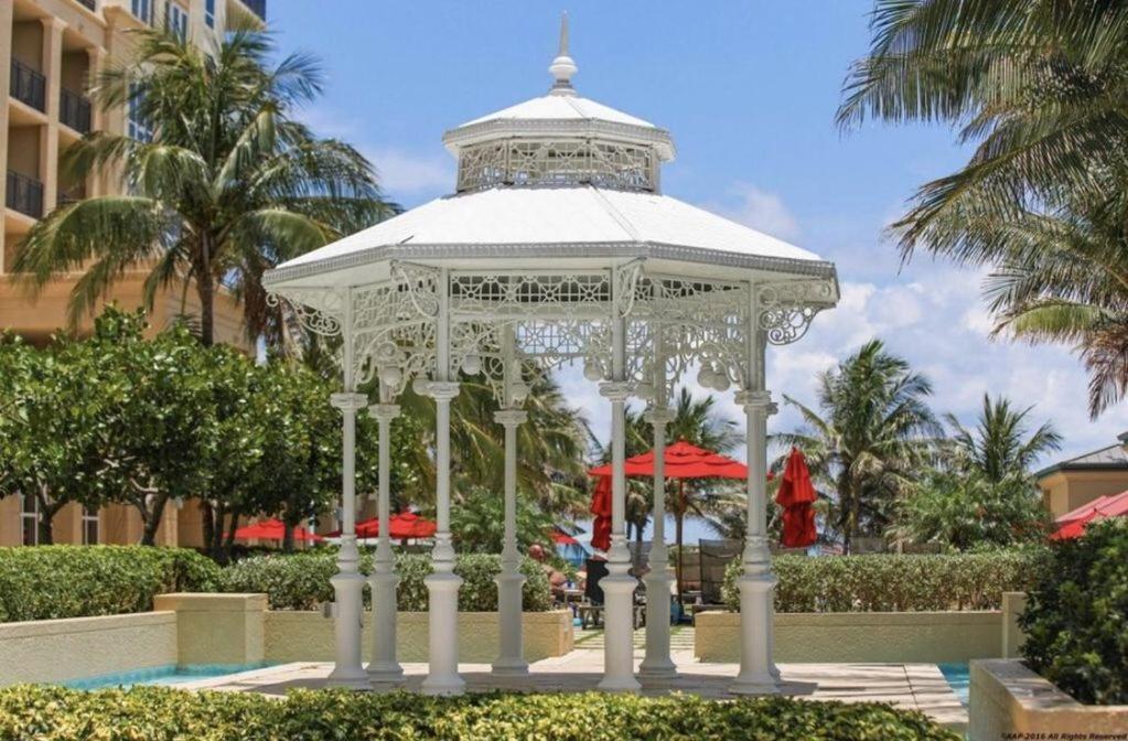 Singer Island Beach Resort And Spa, Located At The Palm Beach Resort 里维埃拉海滩 外观 照片